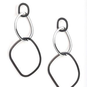 Twisted Trio Earrings - Black